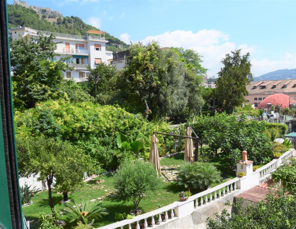 Acquablu Charme Suites - B&B Салерно Екстер'єр фото